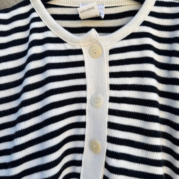 1045 Park Vintage Striped Henley Sweater Black White Batwing Sleeve USA Small - Picture 10 of 10